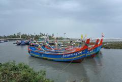 Explore the beaches and backwaters around in Kochi, Kerala & Exchange